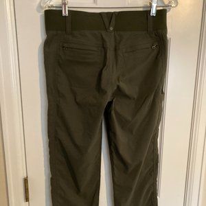 Title Nine Clamber Capri - Sz 6